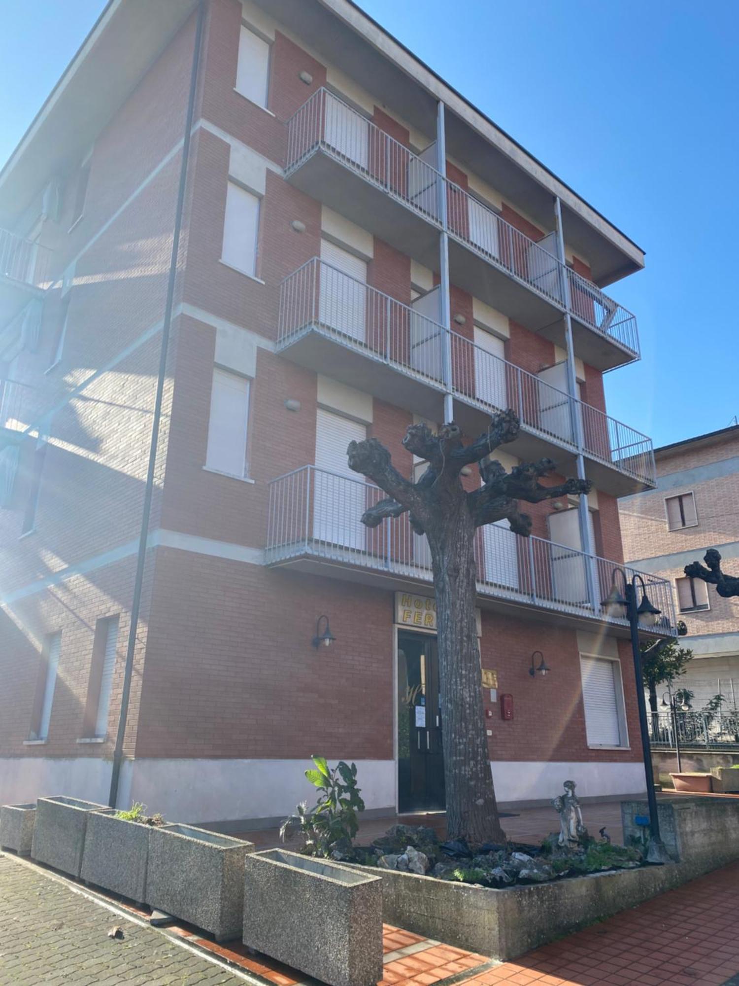 Hotel Ferrara Chianciano Terme Exteriör bild